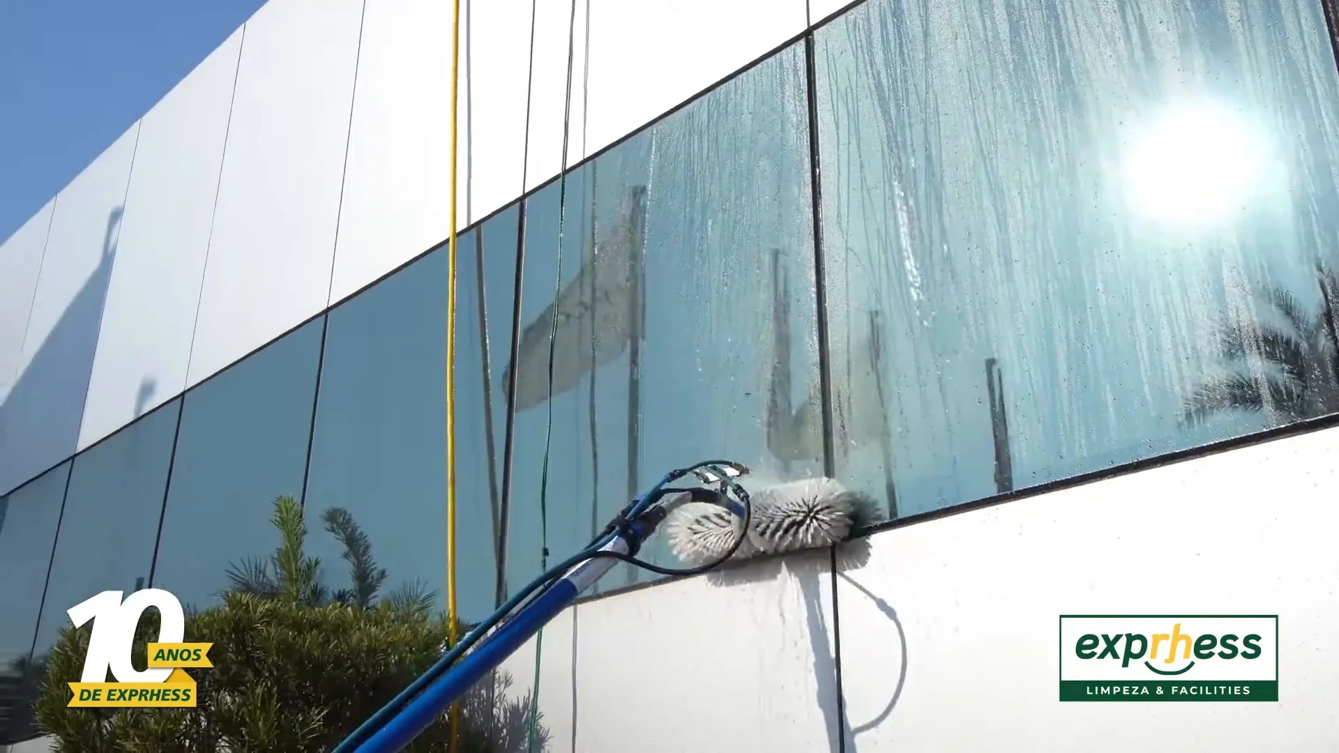 limpeza externa de edifício