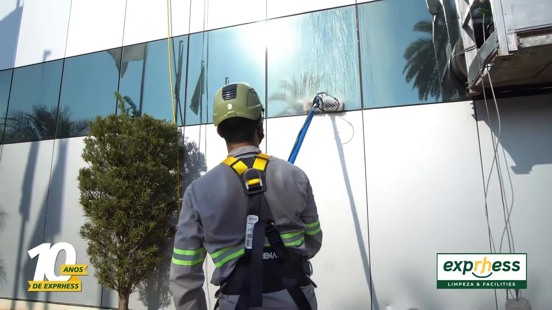 limpeza externa de edifício